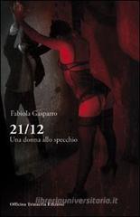 21 12 una donna allo specchio