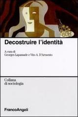 Decostruire l'identit�